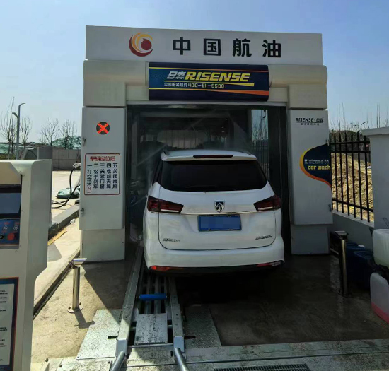 山东加油站安装日森隧道式全自动洗车机